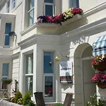 The Rusty Anchor Guesthouse